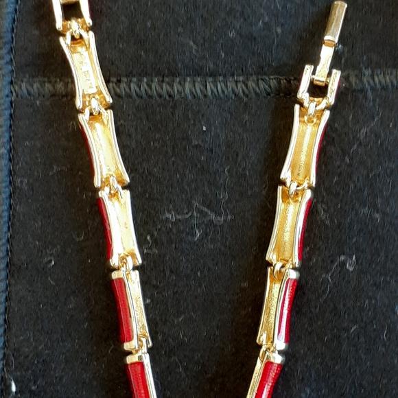 Edwin Pearl - Picture 4 of 10